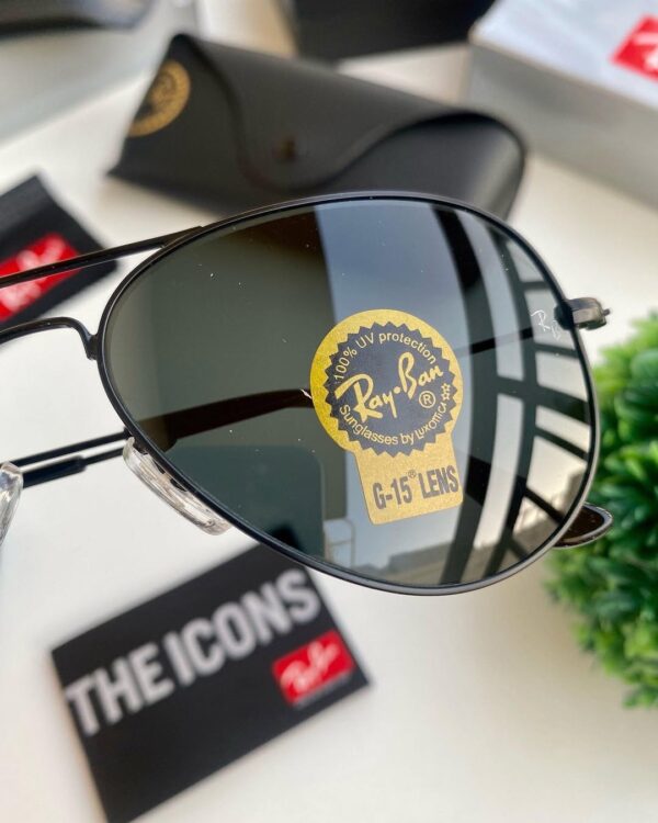 Ray-Ban RB3025 Classic Aviator Sunglasses - Image 4