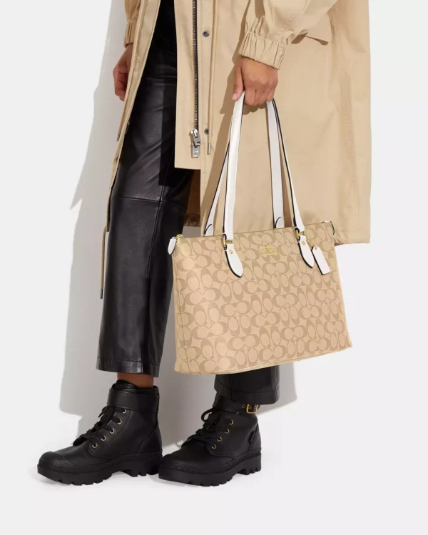 Coach Gallery Tote Bag In Signature Canvas - Image 2