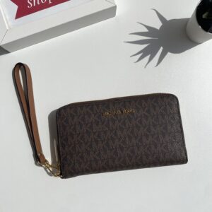 Michael Kors Jet Set Signature Logo Smartphone Wristlet