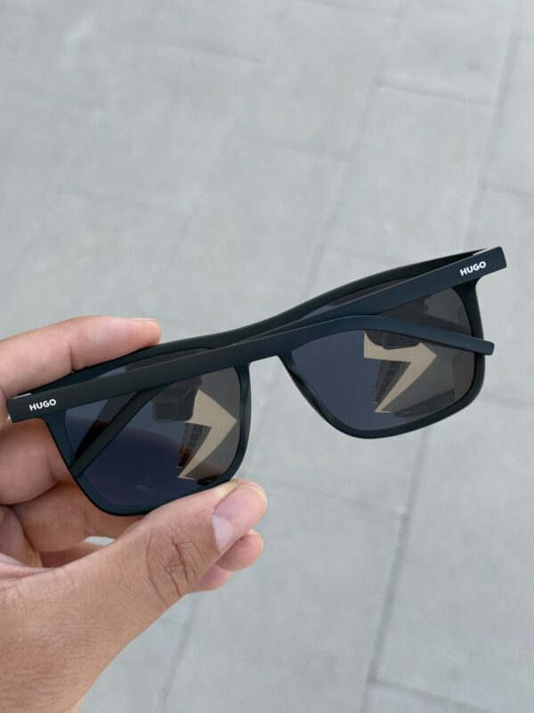 HUGO Men's HG1086/S Sunglasses - Image 2